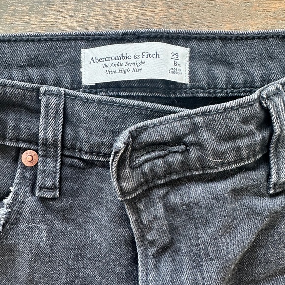NWT | Abercrombie A&F | “The Ankle Straight Ultra High Rise” | 29 XShort - Picture 2 of 3